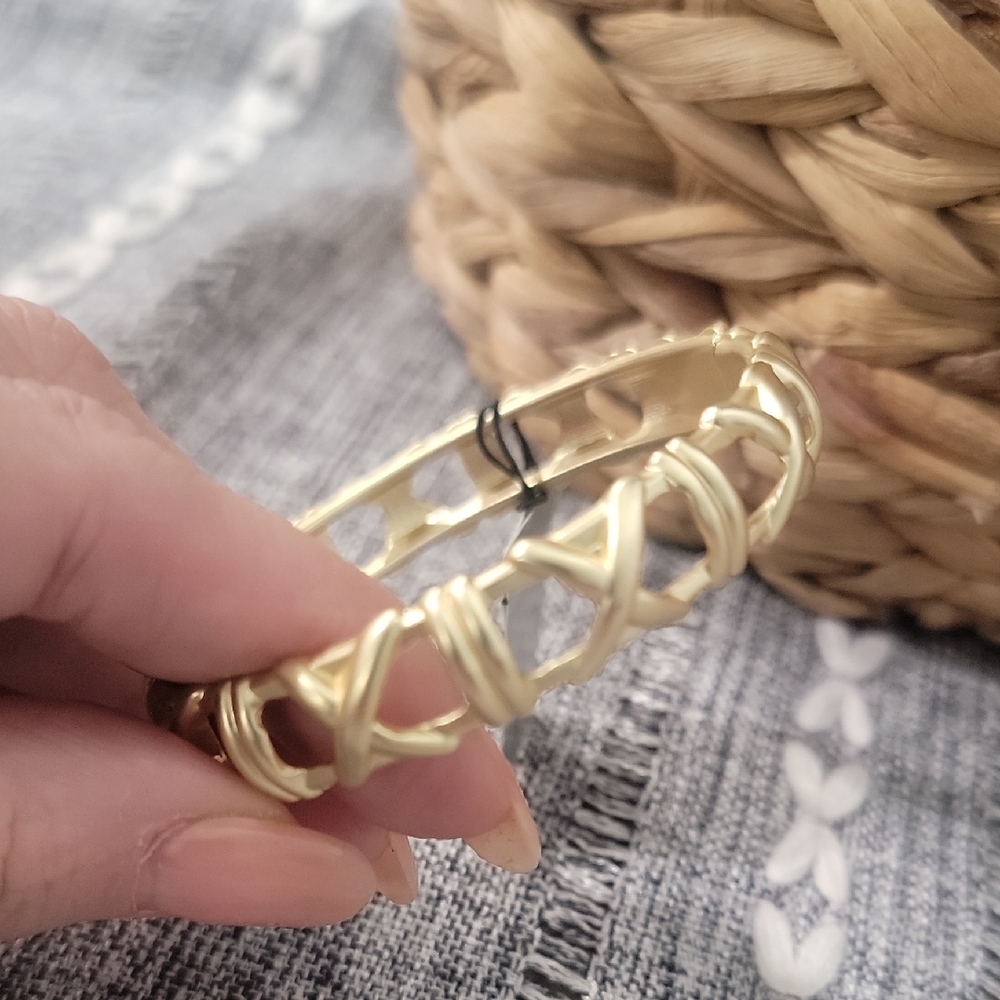 Sequin Elegant Satin Gold-Tone Women's Bracelet